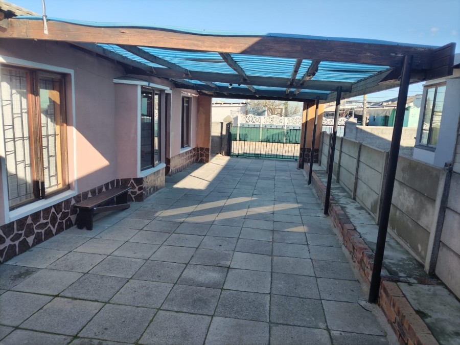 3 Bedroom Property for Sale in Delft Western Cape